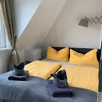 Huus Moevchen *