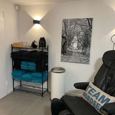 Huus Moevchen Apartment *
