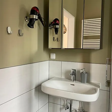 Huus Moevchen Apartment