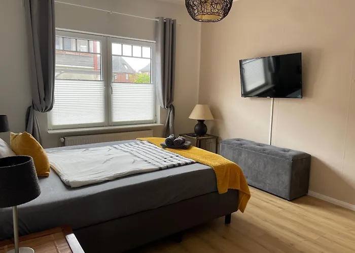 Huus Moevchen * 博尔库姆