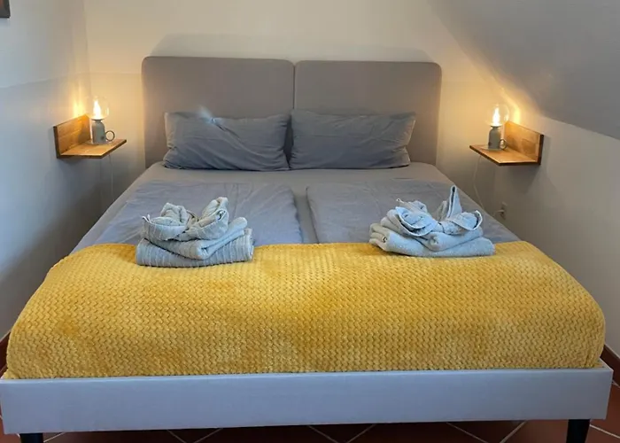 Huus Moevchen * 博尔库姆